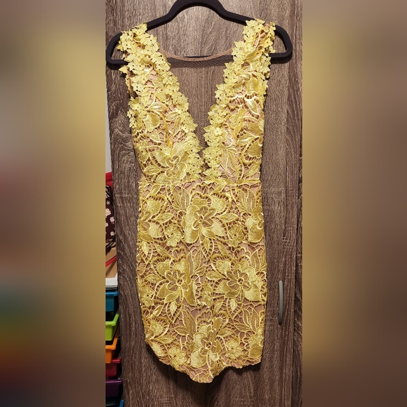 A. Peach Dress - Picture 3 of 4